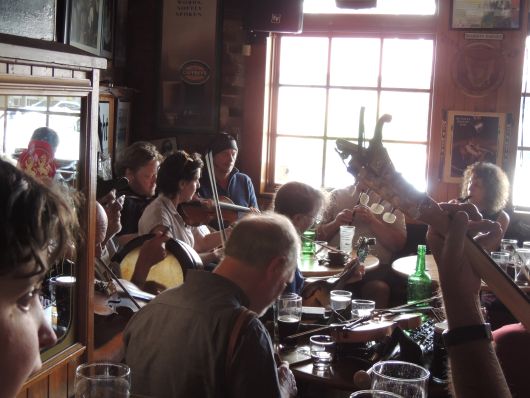 Session in New Sydney Hotel in Hobart